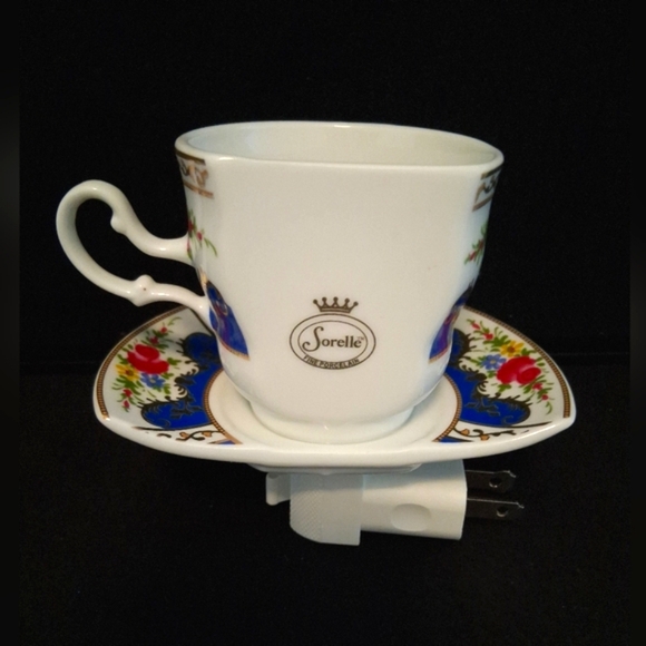 Night Light - Sorelle Porcelain Floral Tea Cup - Picture 3 of 8